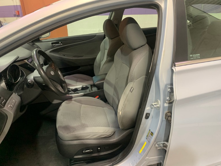 Used-2013-Hyundai-Sonata-GLS