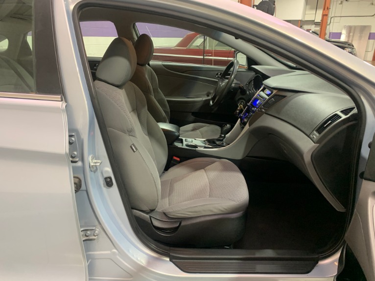 Used-2013-Hyundai-Sonata-GLS