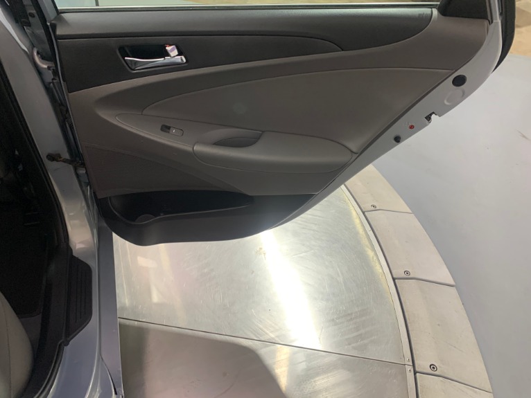 Used-2013-Hyundai-Sonata-GLS
