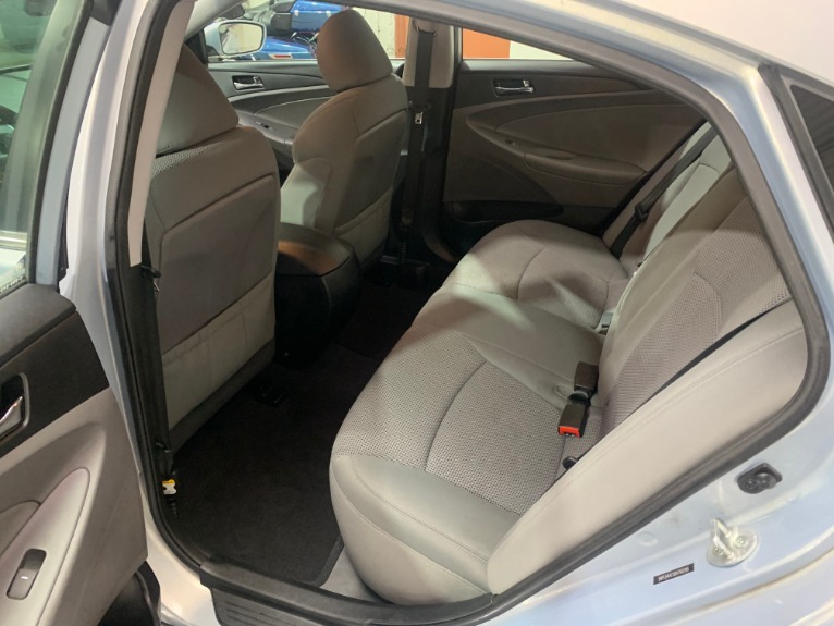Used-2013-Hyundai-Sonata-GLS