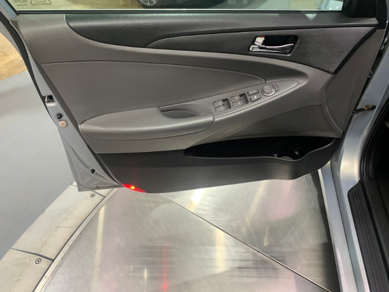Used-2013-Hyundai-Sonata-GLS