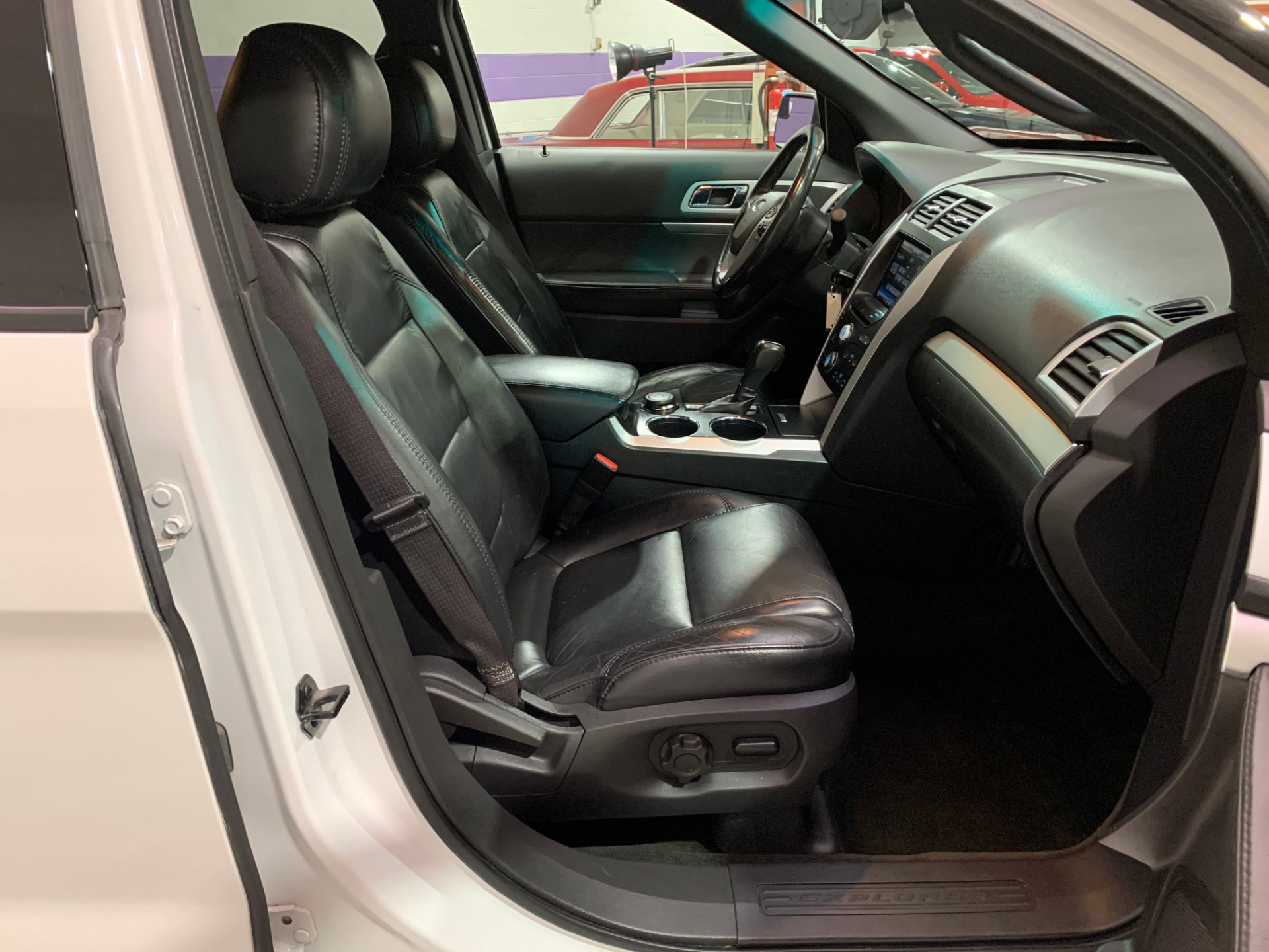 Used-2012-Ford-Explorer-XLT-AWD