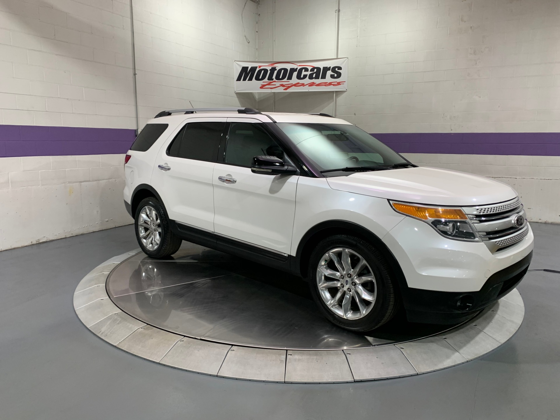 Used-2012-Ford-Explorer-XLT-AWD