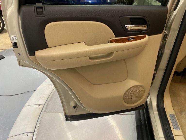 Used-2007-Chevrolet-Tahoe-LT-4WD