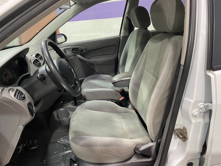 Used-2002-Ford-Focus-SE-Comfort-FWD