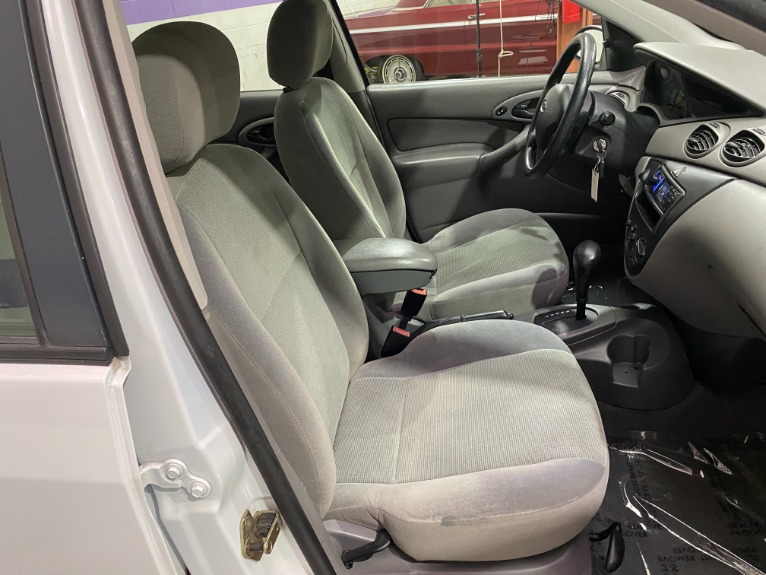 Used-2002-Ford-Focus-SE-Comfort-FWD