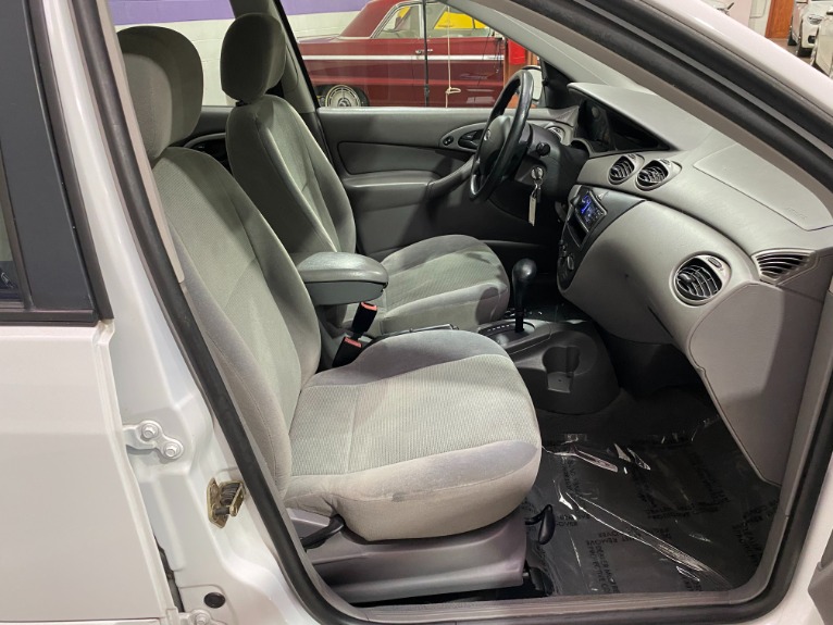 Used-2002-Ford-Focus-SE-Comfort-FWD