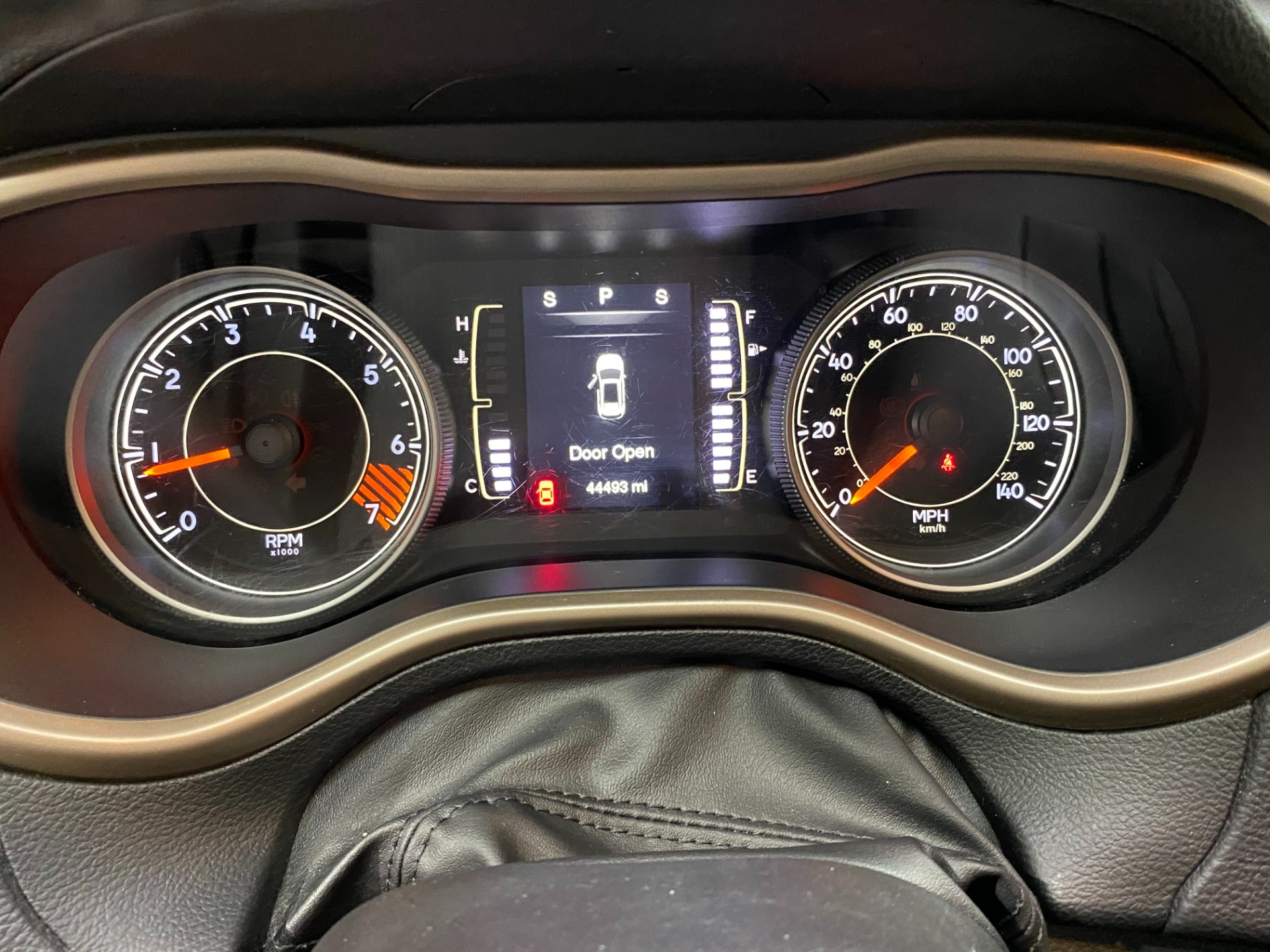 Used-2015-Jeep-Cherokee-Latitude-4X4
