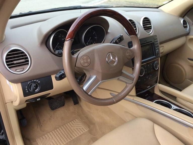 Used-2011-Mercedes-Benz-M-Class-ML-350-4MATIC-AWD-4dr-SUV