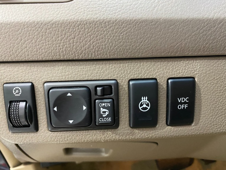 Used-2006-Nissan-Maxima-35-SL-FWD