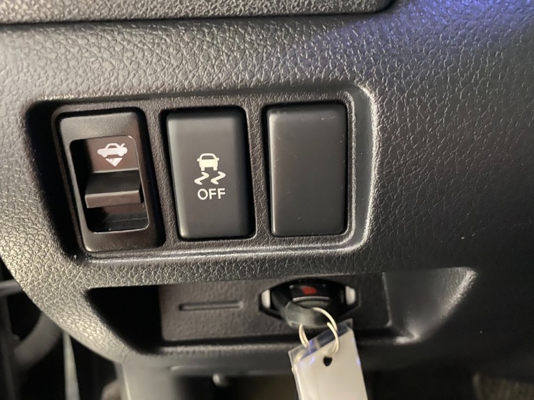 Used-2012-Nissan-Altima-25-S-FWD