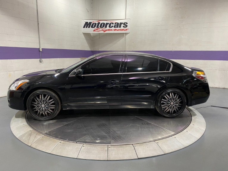 Used-2012-Nissan-Altima-25-S-FWD