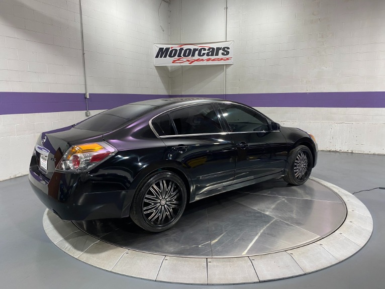 Used-2012-Nissan-Altima-25-S-FWD