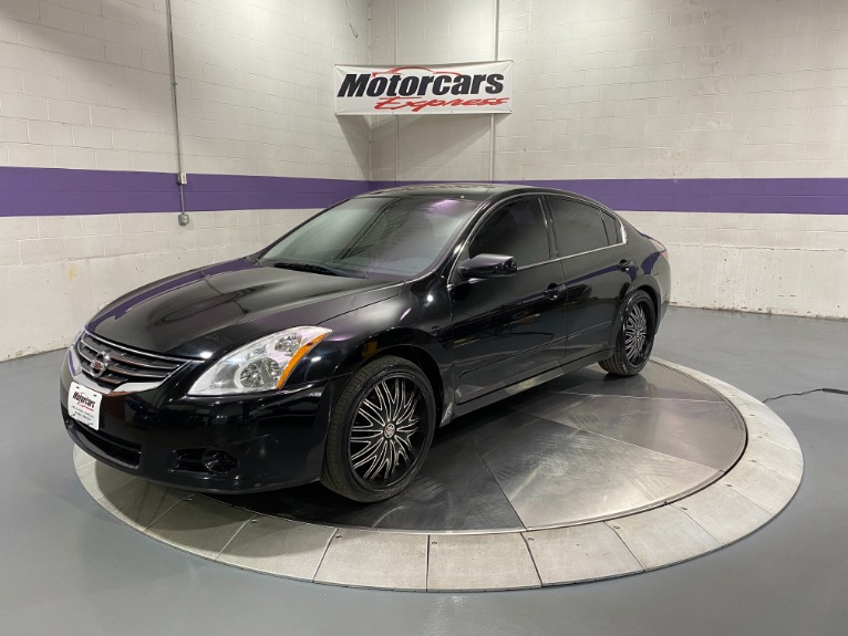 Used-2012-Nissan-Altima-25-S-FWD