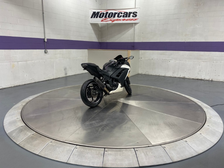 Used-2014-KAWASAKI-EX300-B-Ninja