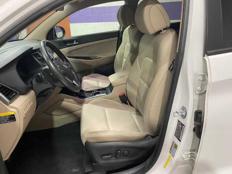 Used-2017-Hyundai-Tucson-Sport-16T-AWD
