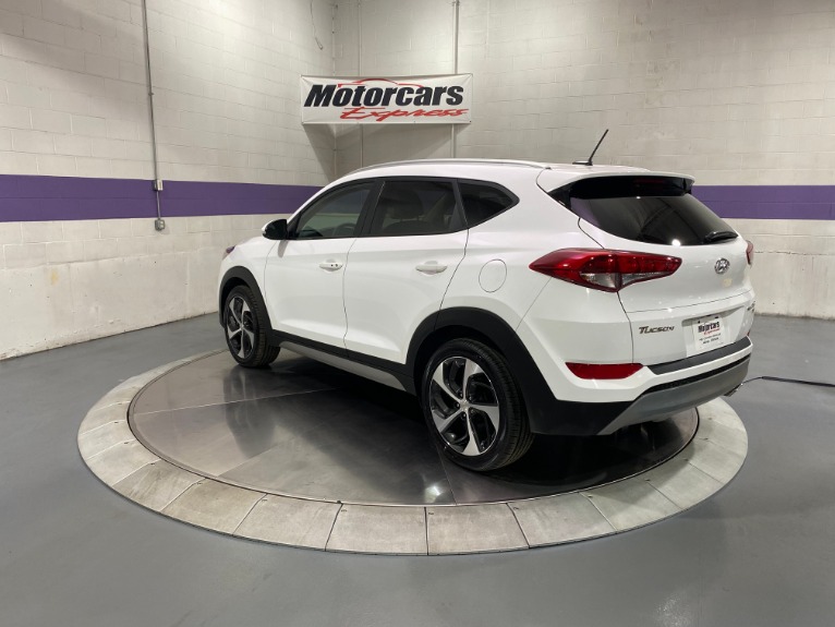 Used-2017-Hyundai-Tucson-Sport-16T-AWD