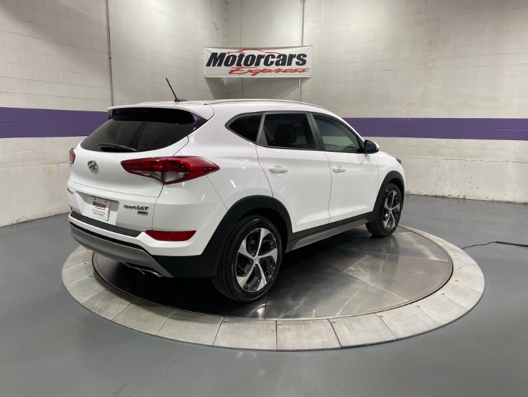 Used-2017-Hyundai-Tucson-Sport-16T-AWD