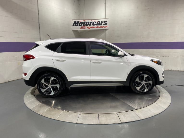 Used-2017-Hyundai-Tucson-Sport-16T-AWD