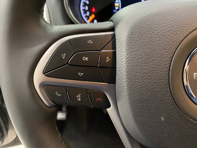Used-2019-Jeep-Grand-Cherokee-Limited-4X4