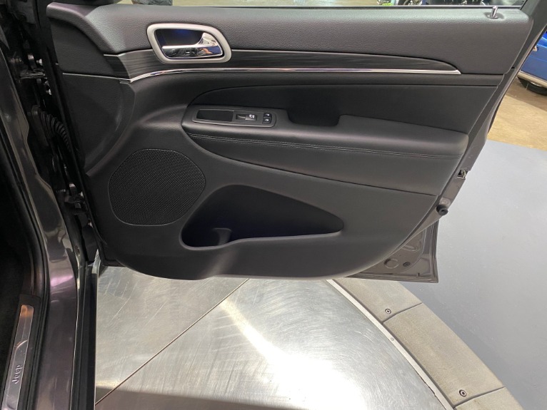 Used-2019-Jeep-Grand-Cherokee-Limited-4X4