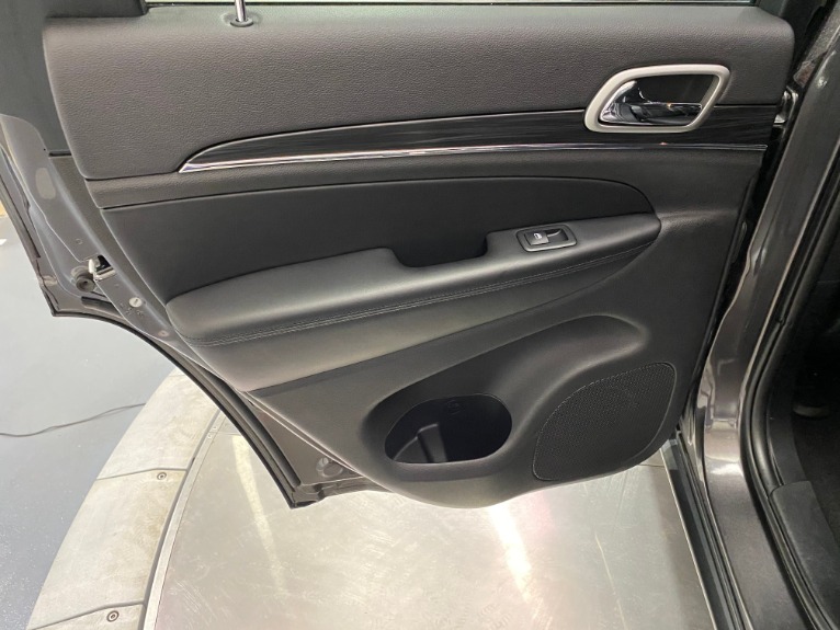 Used-2019-Jeep-Grand-Cherokee-Limited-4X4