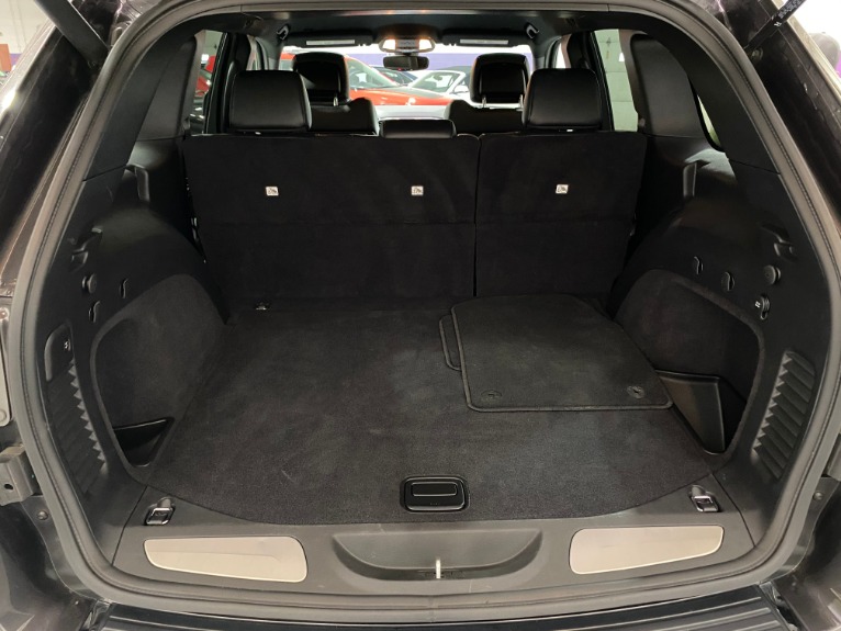Used-2019-Jeep-Grand-Cherokee-Limited-4X4