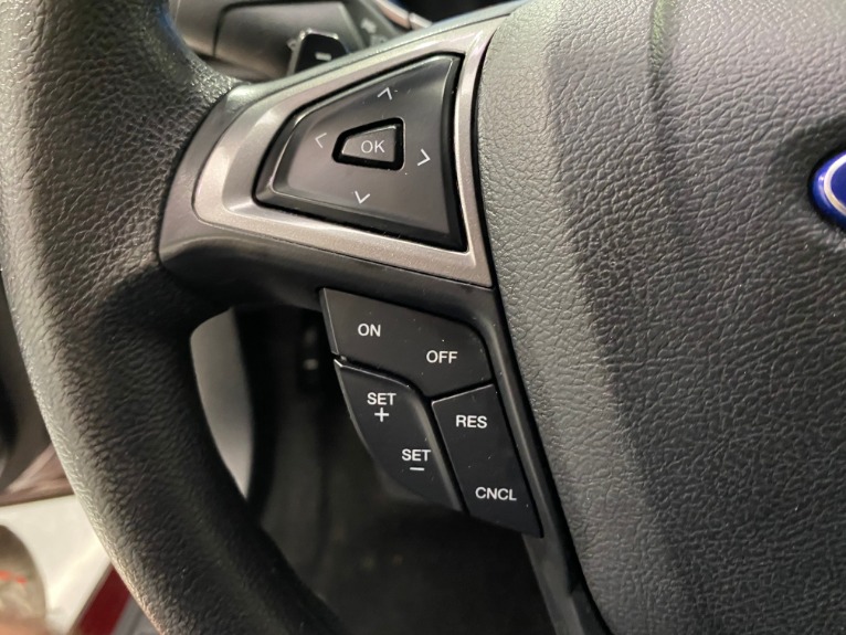 Used-2017-Ford-Fusion-SE-FWD