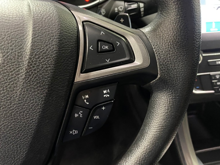 Used-2017-Ford-Fusion-SE-FWD