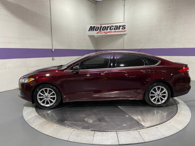 Used-2017-Ford-Fusion-SE-FWD
