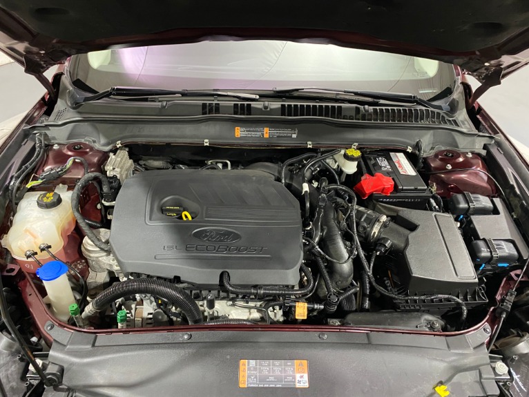 Used-2017-Ford-Fusion-SE-FWD