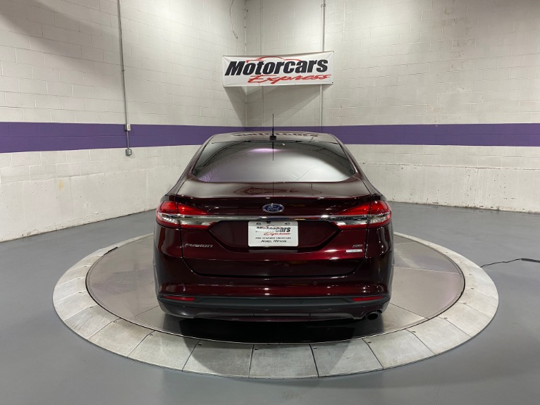 Used-2017-Ford-Fusion-SE-FWD