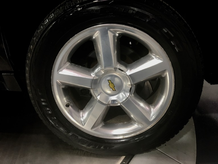 Used-2007-Chevrolet-Suburban-LTZ-1500-4dr-SUV-4WD