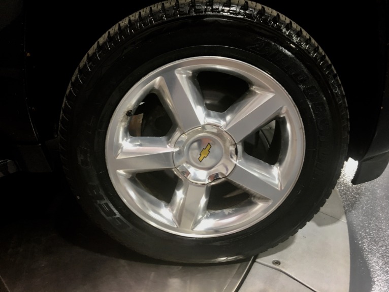 Used-2007-Chevrolet-Suburban-LTZ-1500-4dr-SUV-4WD