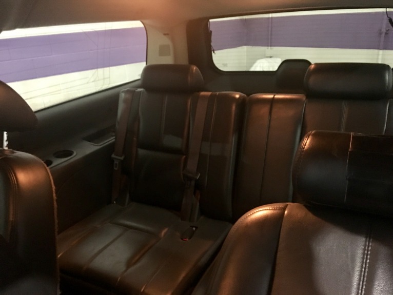 Used-2007-Chevrolet-Suburban-LTZ-1500-4dr-SUV-4WD