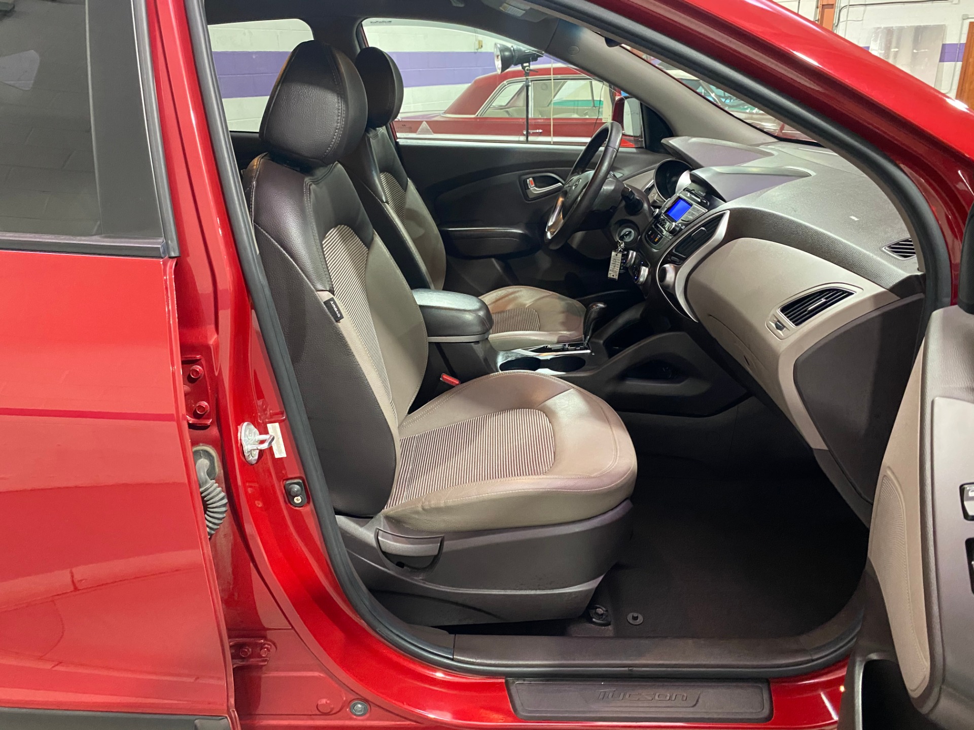 Used-2012-Hyundai-Tucson-GLS-FWD