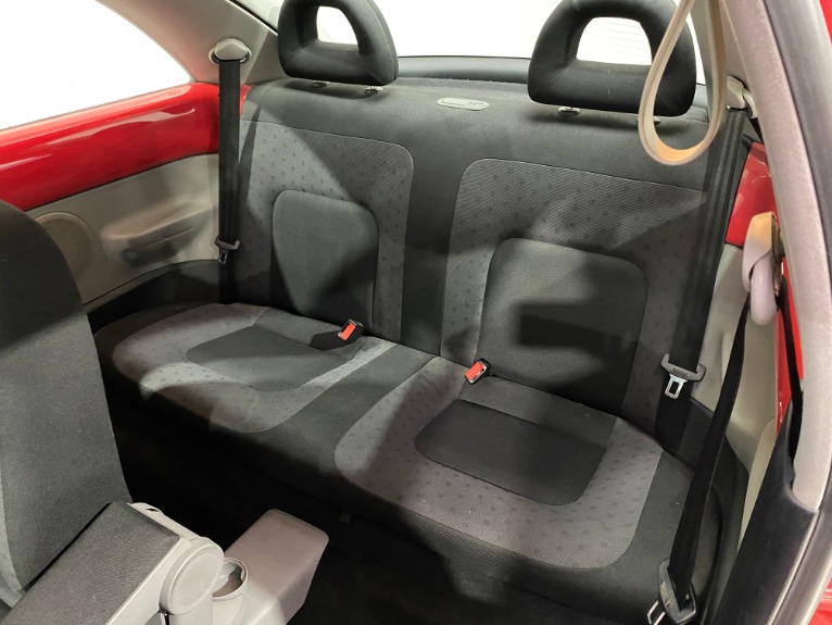 Used-2001-Volkswagen-Beetle-GLS-FWD