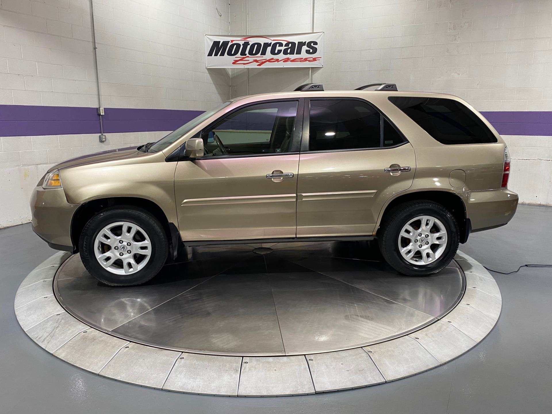 Used-2005-Acura-MDX-Touring-w/RES-AWD