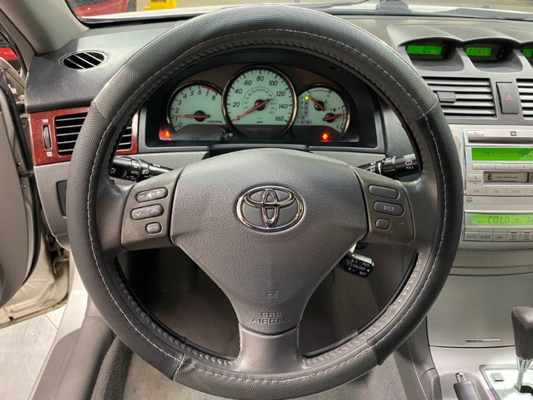 Used-2004-Toyota-Camry-Solara-SLE-FWD