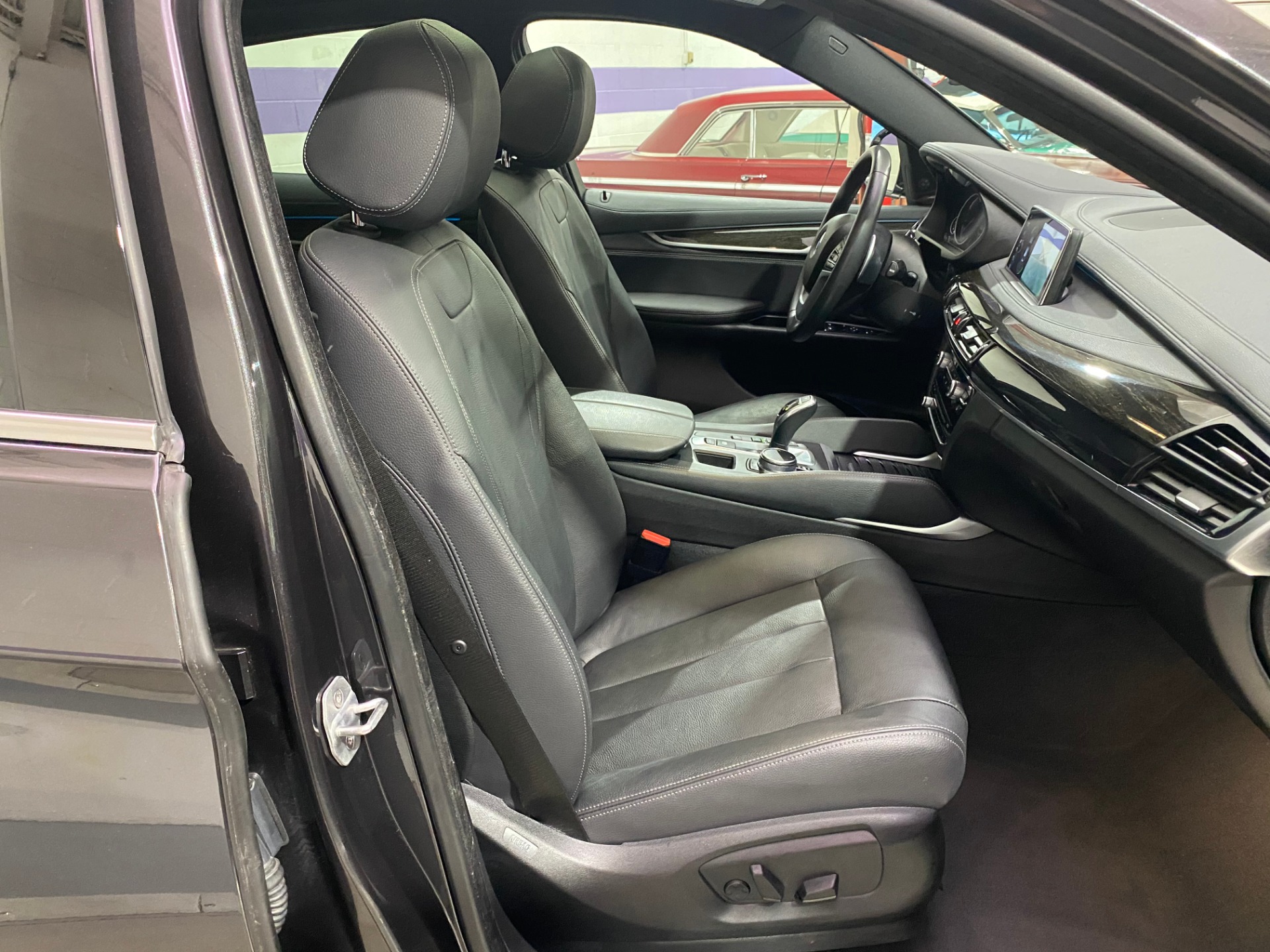 Used-2017-BMW-X6-xDrive35i