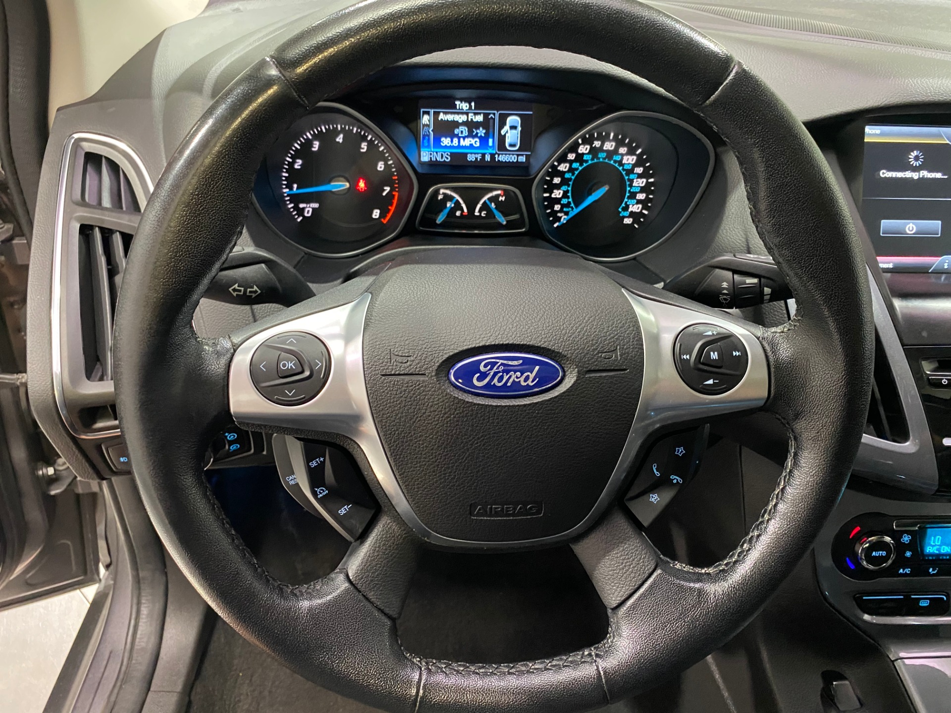 Used-2012-Ford-Focus-Titanium-FWD