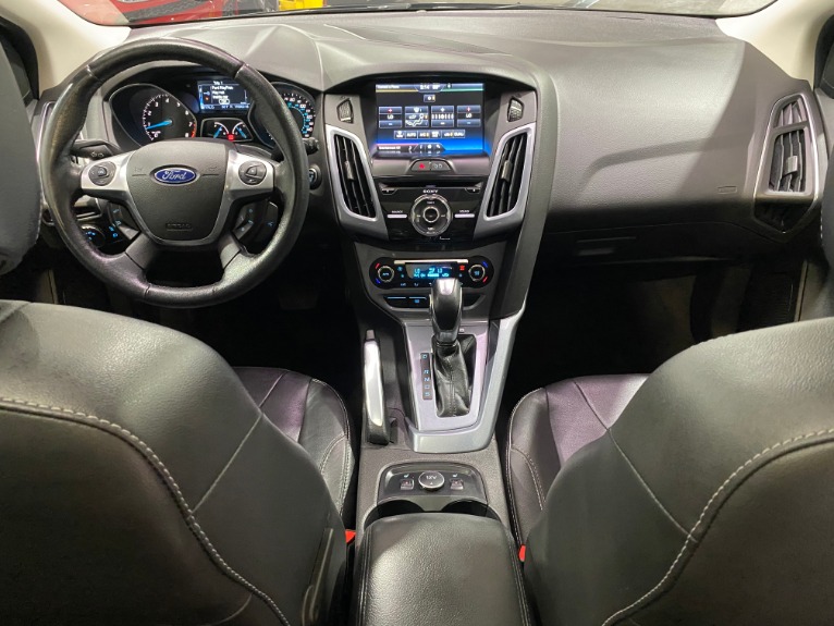 Used-2012-Ford-Focus-Titanium-FWD