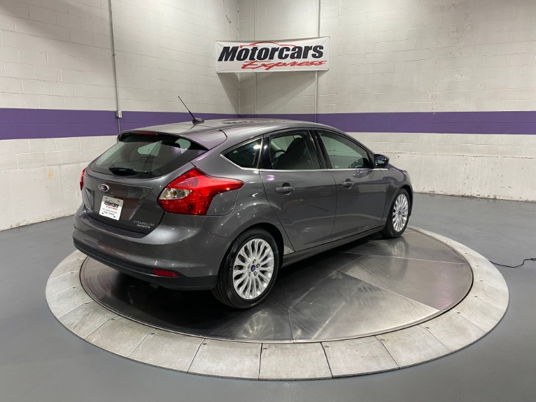 Used-2012-Ford-Focus-Titanium-FWD