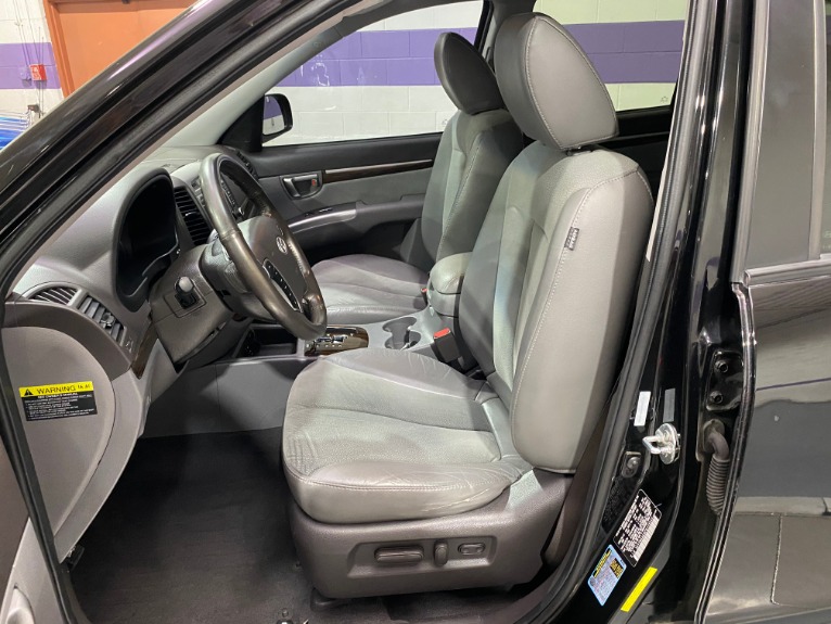 Used-2012-Hyundai-Santa-Fe-SE-FWD
