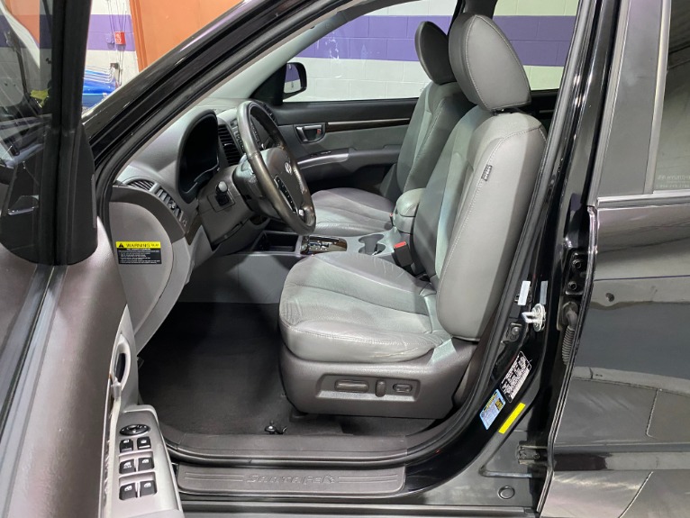 Used-2012-Hyundai-Santa-Fe-SE-FWD