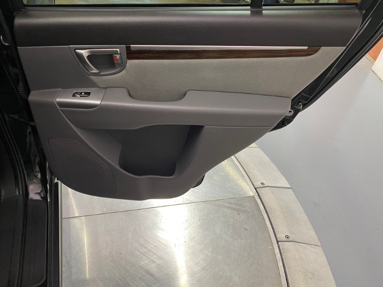 Used-2012-Hyundai-Santa-Fe-SE-FWD