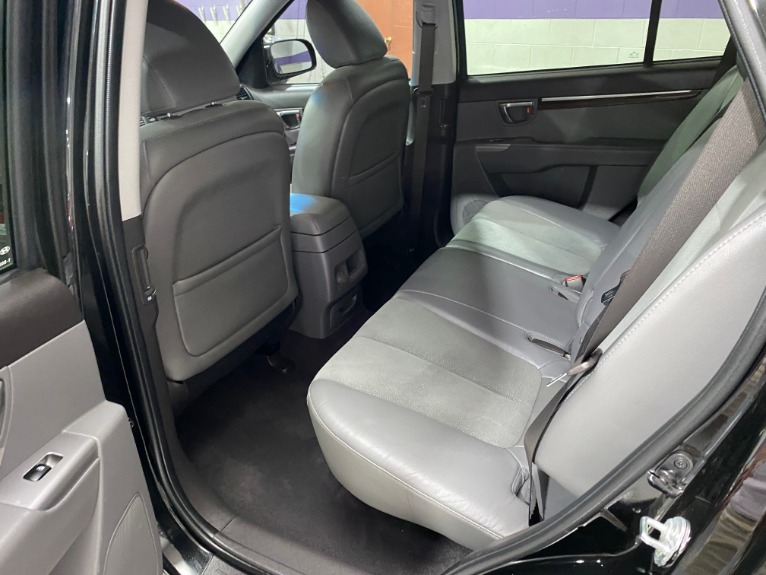 Used-2012-Hyundai-Santa-Fe-SE-FWD