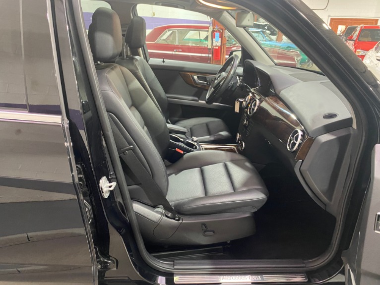 Used-2015-Mercedes-Benz-GLK-GLK-350-4MATIC