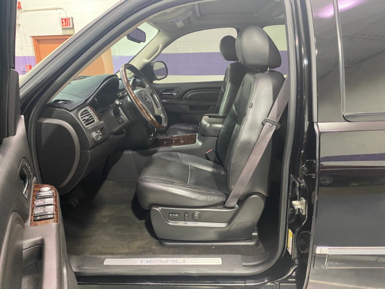 Used-2012-GMC-Yukon-Denali-AWD