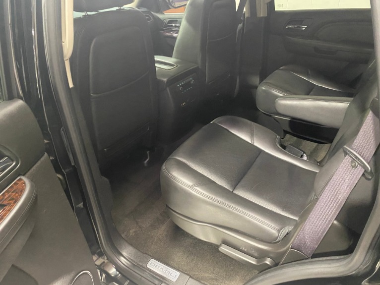 Used-2012-GMC-Yukon-Denali-AWD